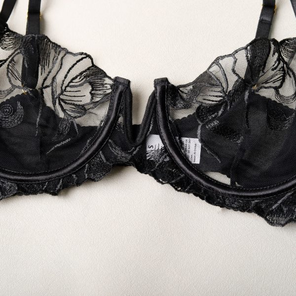Floral Embroidery Lace Garter Intimates Set With Lace Gloves